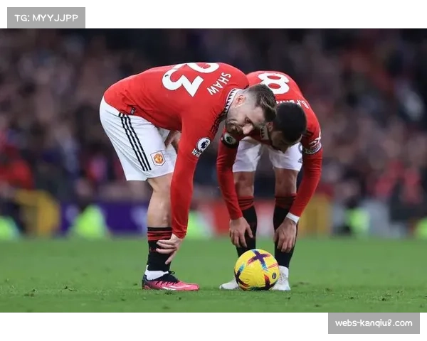 伤病潮侵袭：曼联官方确认利桑德罗·马丁内斯赛季报销